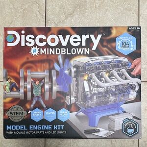 Discovery Mindblown Interactive Engine Kit with Blue Accents New